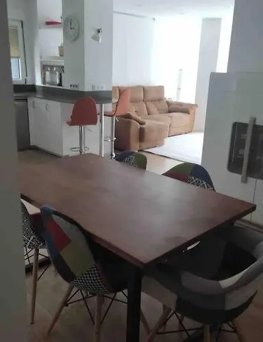 Precioso Recien Reformado דירה גיחון